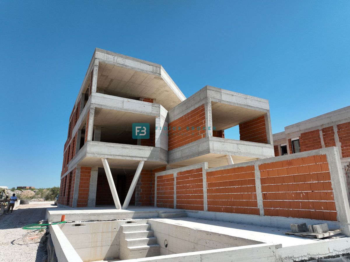 Flat For sale - ŠIBENSKO-KNINSKA VODICE