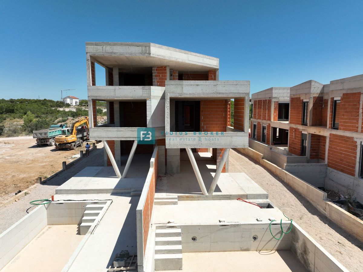 Flat For sale - ŠIBENSKO-KNINSKA VODICE