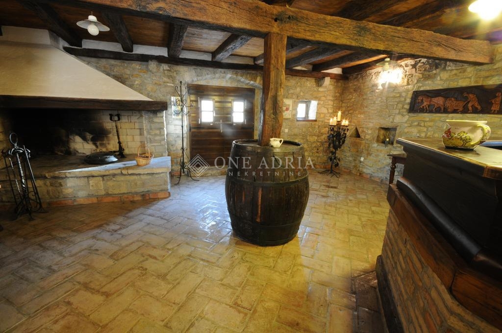Maison À vendre - ISTARSKA GRAČIŠĆE
