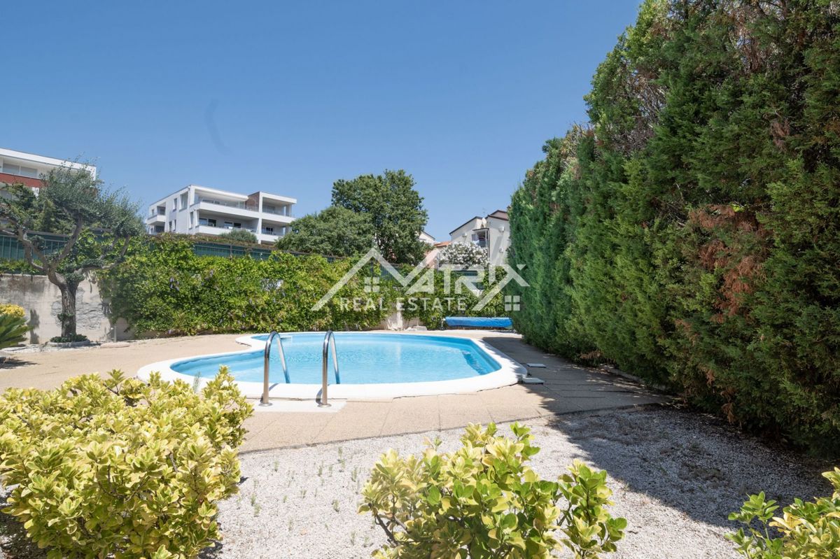 Flat For sale - ISTARSKA NOVIGRAD