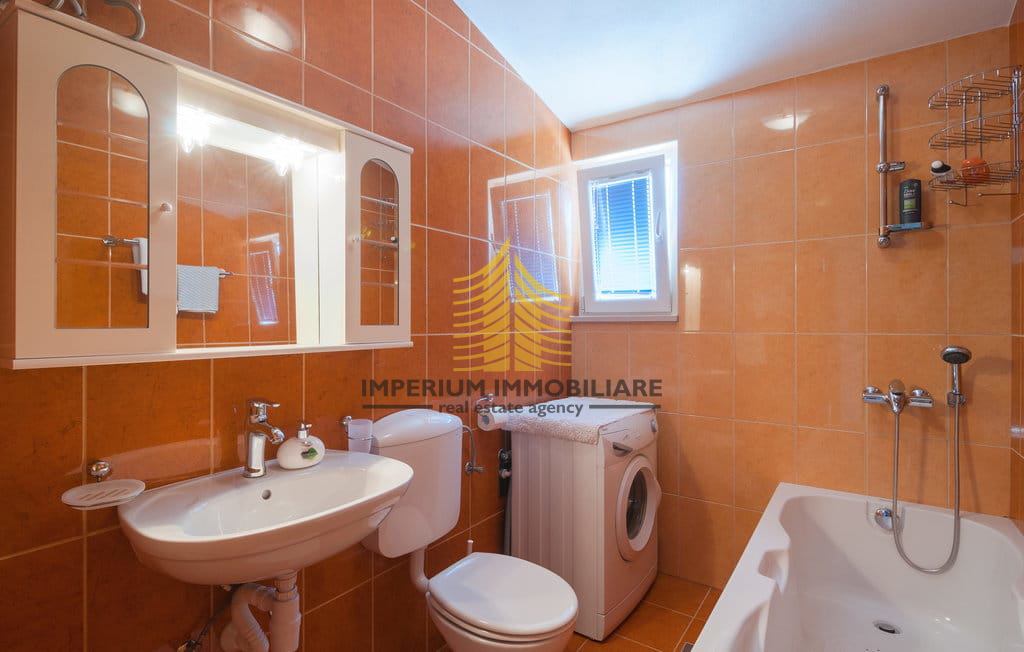 House For sale - SPLITSKO-DALMATINSKA SUPETAR