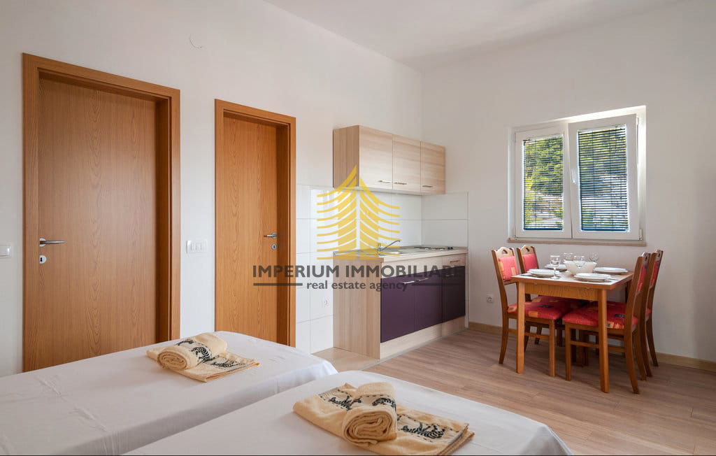 House For sale - SPLITSKO-DALMATINSKA SUPETAR