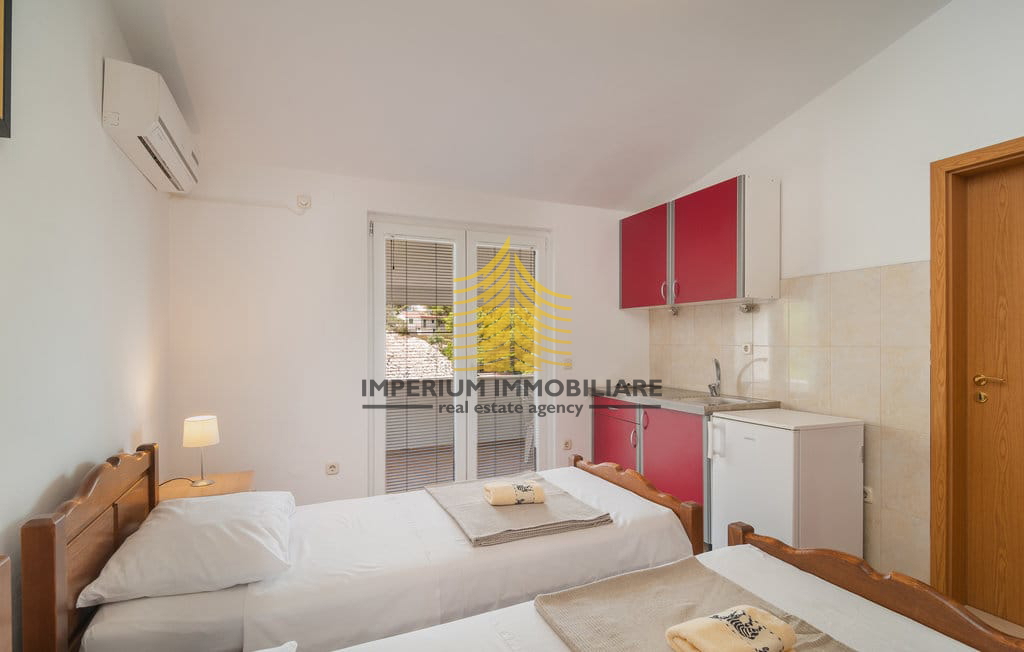 House For sale - SPLITSKO-DALMATINSKA SUPETAR