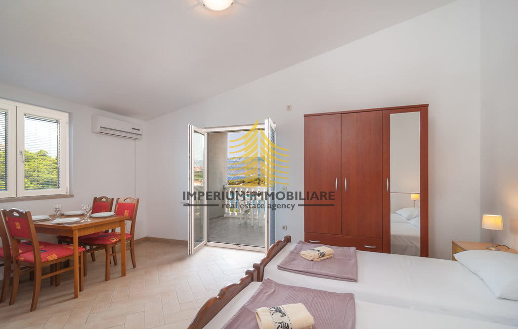 House For sale - SPLITSKO-DALMATINSKA SUPETAR