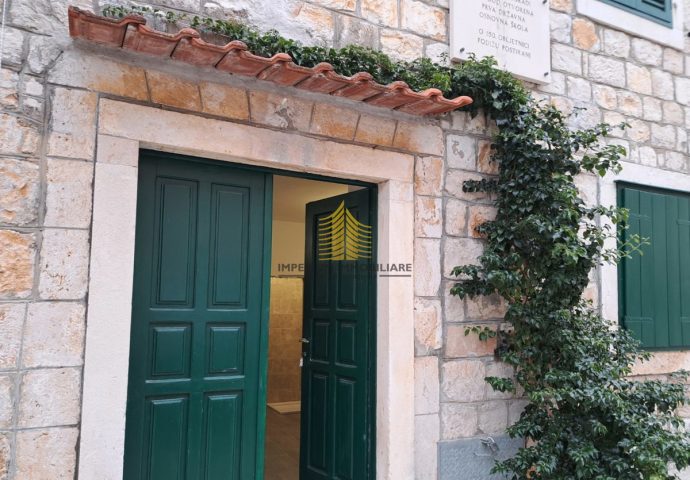 Komerčné na prenájom 47 m² – Brač