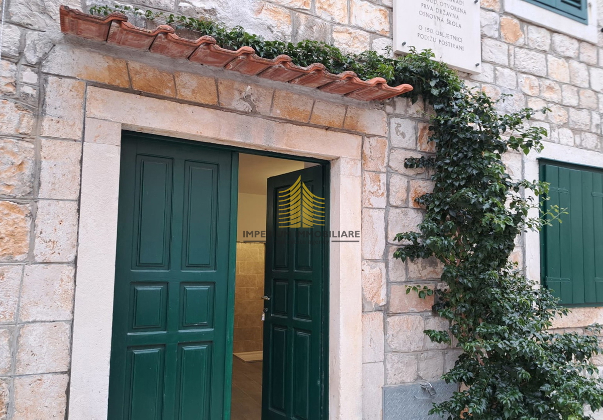 Poslovni prostor Za najam BRAČ