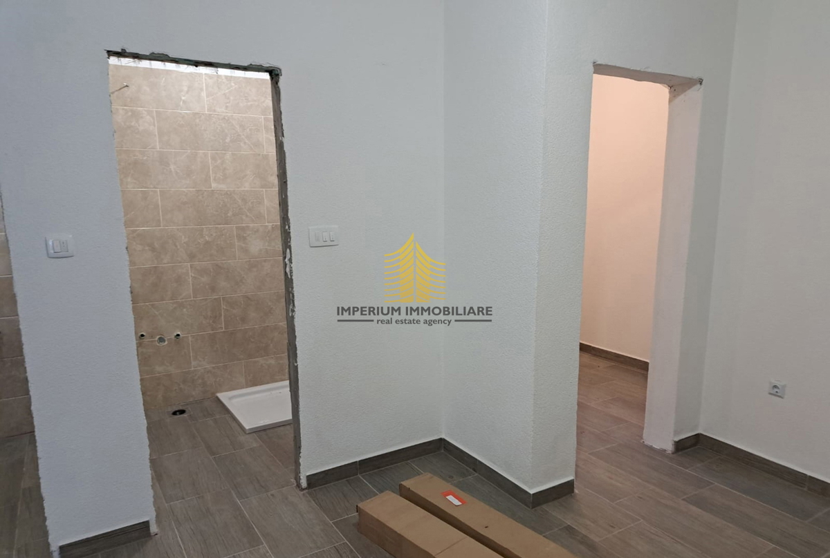 Poslovni prostor Za najam - SPLITSKO-DALMATINSKA BRAČ