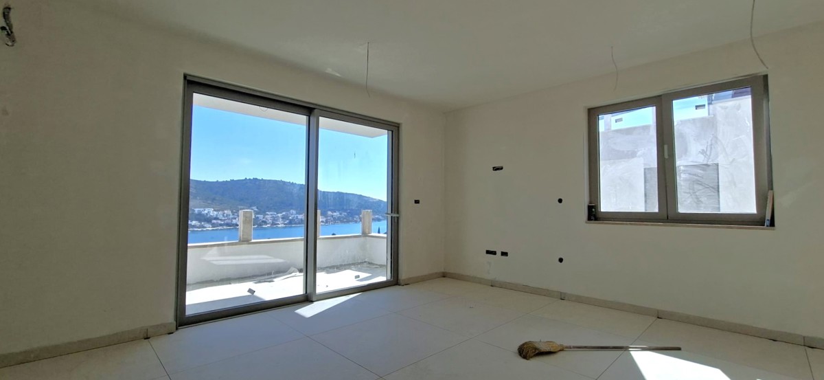 Flat For sale - ŠIBENSKO-KNINSKA ROGOZNICA