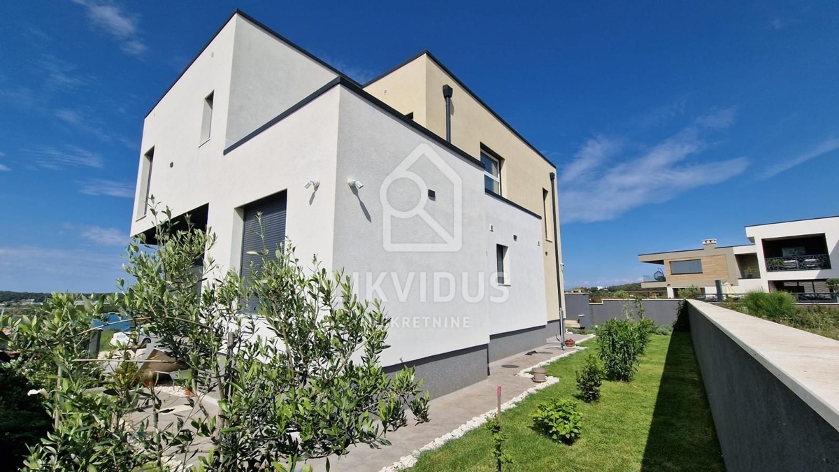 House For sale - ISTARSKA MEDULIN