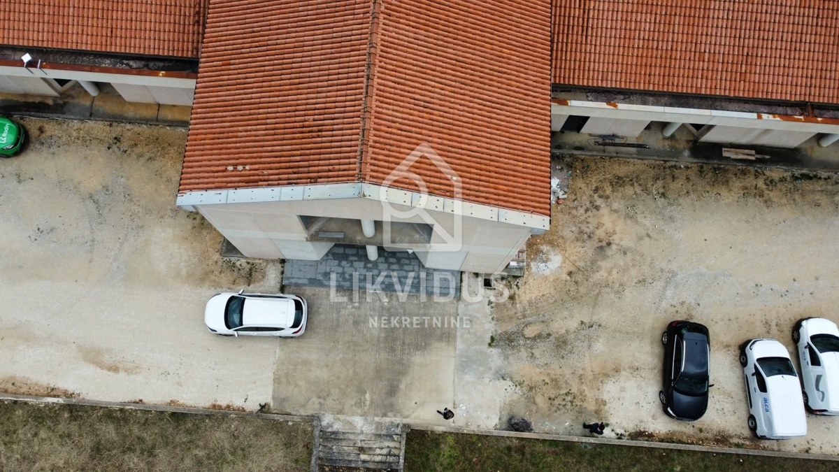 Poslovni prostor Na prodaju - ISTARSKA KANFANAR