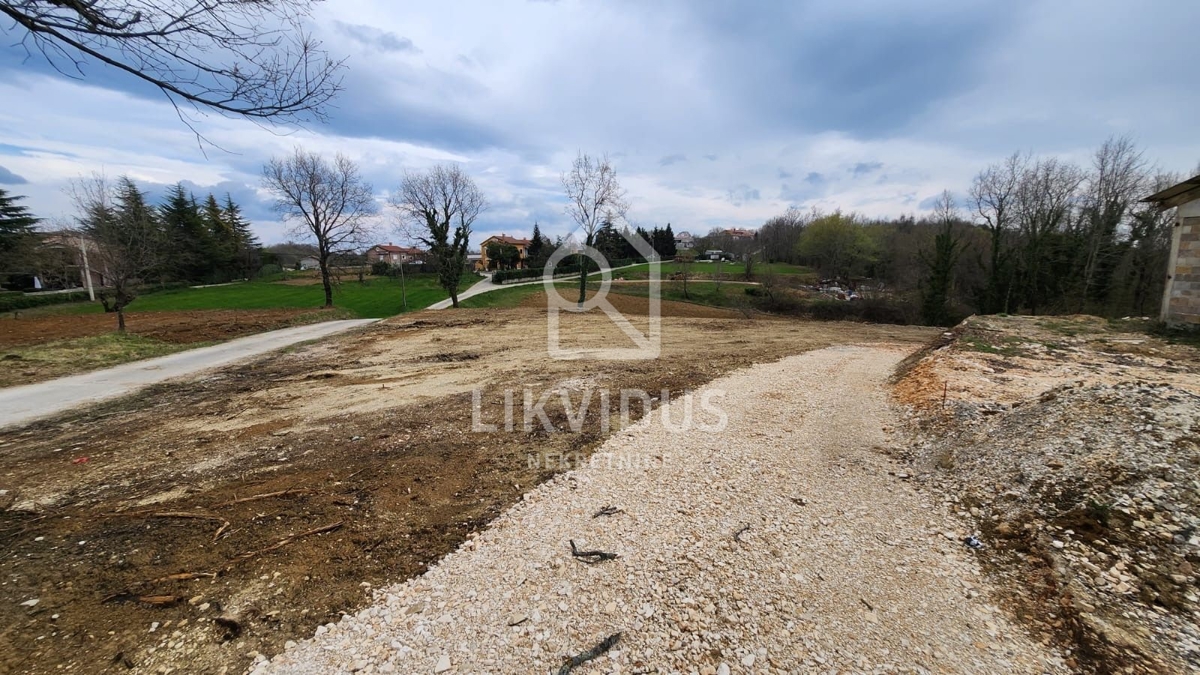 Parcela Na predaj - ISTARSKA GRAČIŠĆE