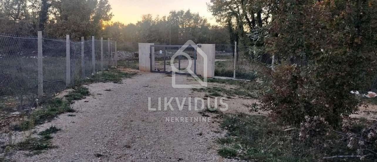 Terreno In vendita - Istarska Svetvinčenat - foto 3/4