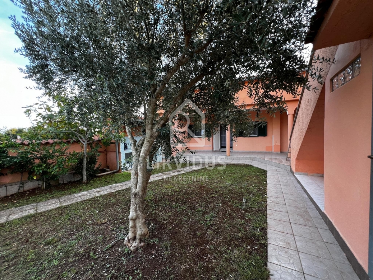 House For sale - ISTARSKA LIŽNJAN