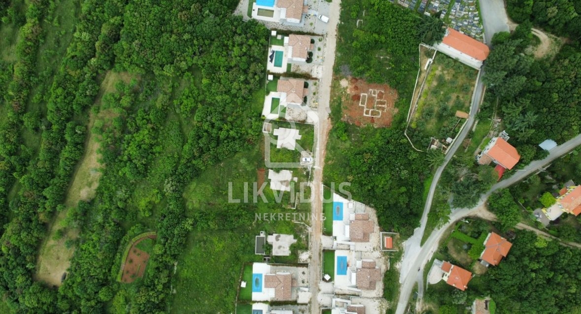Land For sale - ISTARSKA RAŠA