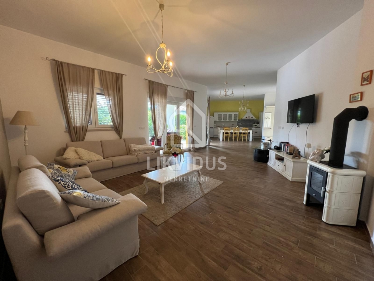 Haus Zu verkaufen - Istarska Svetvinčenat - foto 1/21