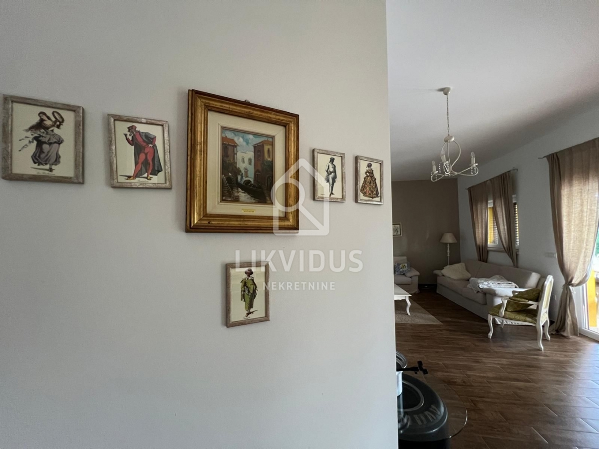 Haus Zu verkaufen - ISTARSKA SVETVINČENAT