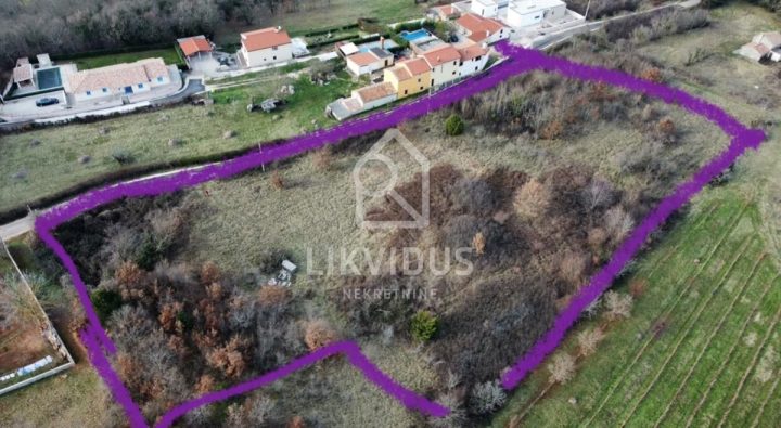 Parcela na predaj 11116 m² – Raša