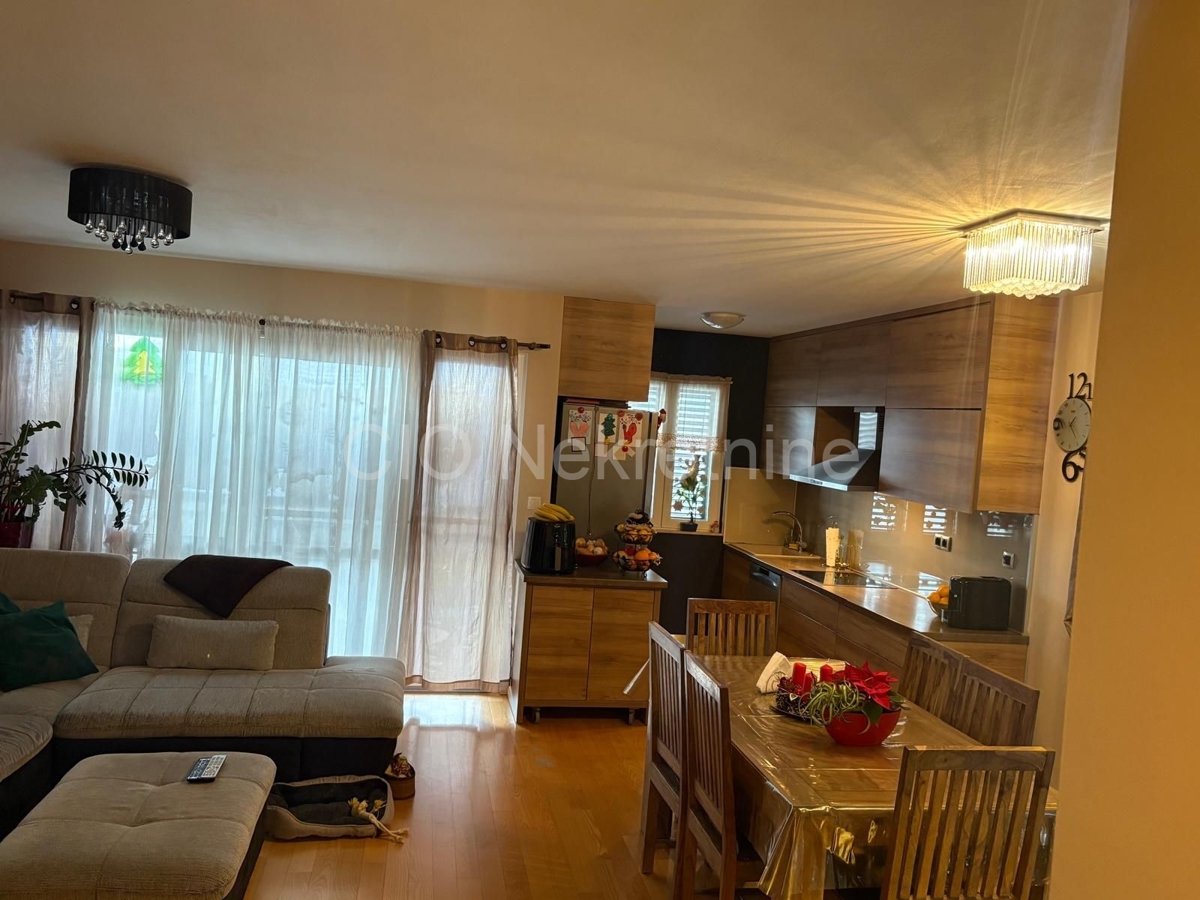 Apartmán Na predaj - SPLITSKO-DALMATINSKA BRAČ