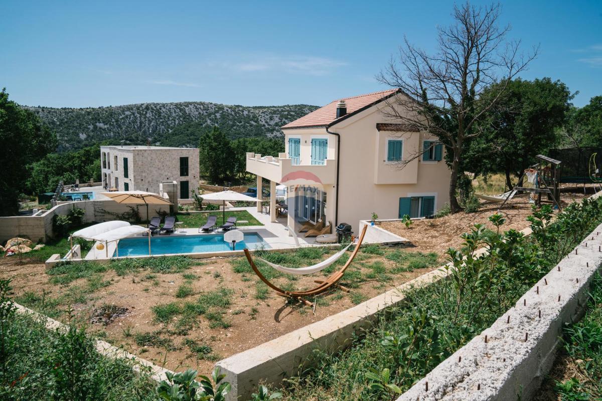 Haus Zu verkaufen - PRIMORSKO-GORANSKA VINODOLSKA OPĆINA