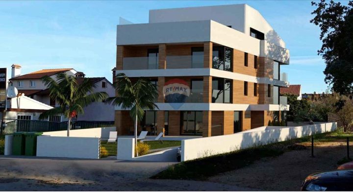 Dům na prodej 984 m² – Rovinj