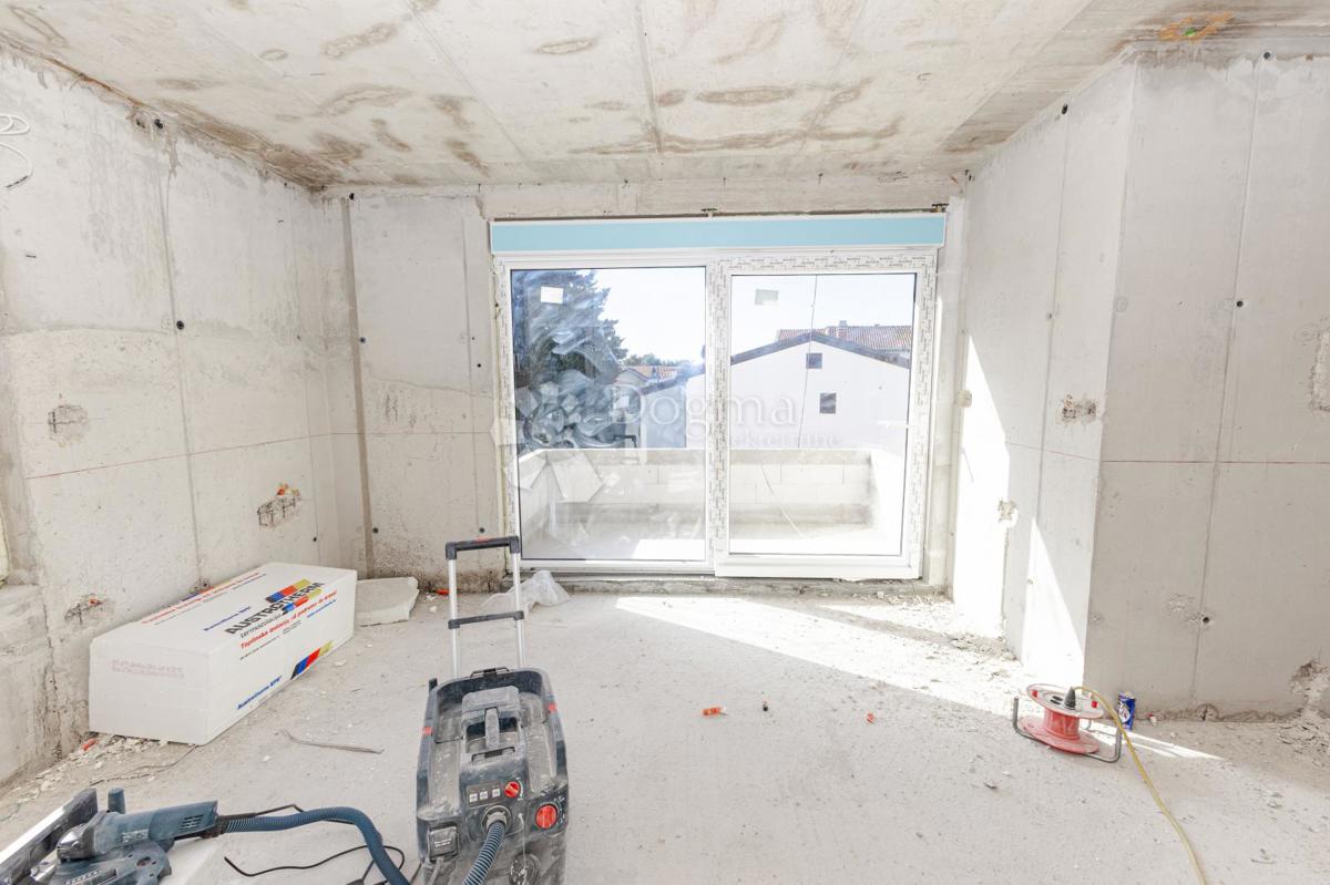 Appartement À vendre - ŠIBENSKO-KNINSKA PIROVAC