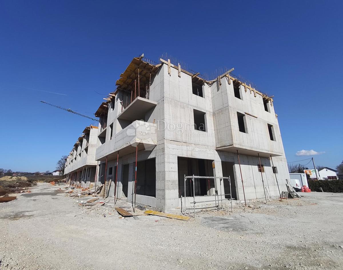 Flat For sale - ZAGREBAČKA KLINČA SELA