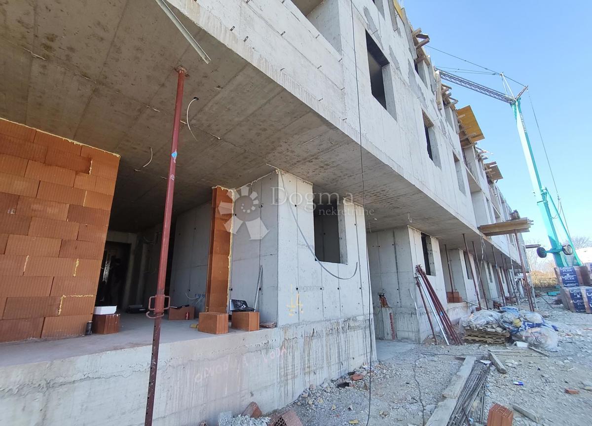 Flat For sale - ZAGREBAČKA KLINČA SELA