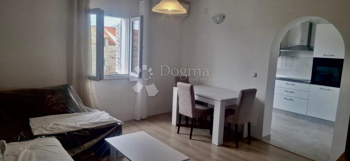 Apartma Za najem - SPLITSKO-DALMATINSKA KAŠTELA