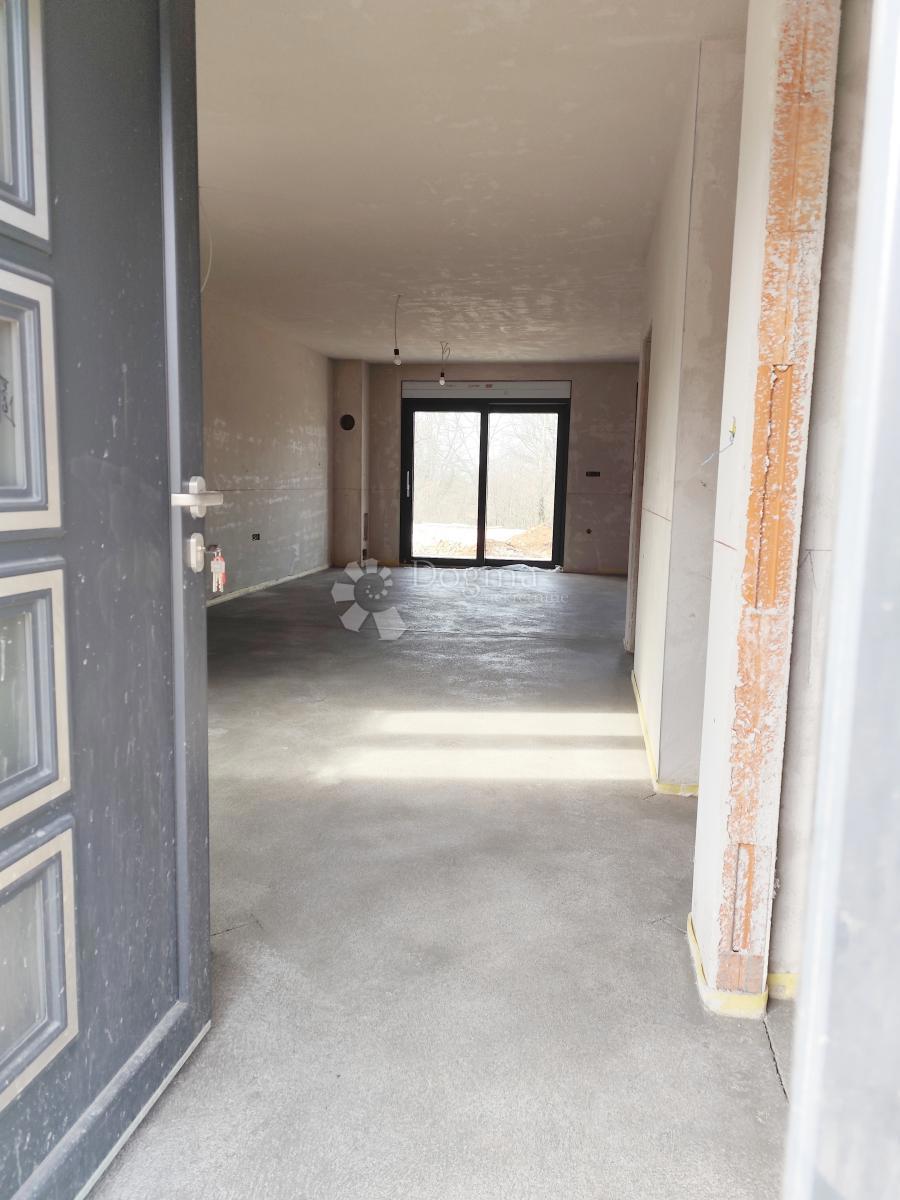 Casa In vendita - PRIMORSKO-GORANSKA VIŠKOVO