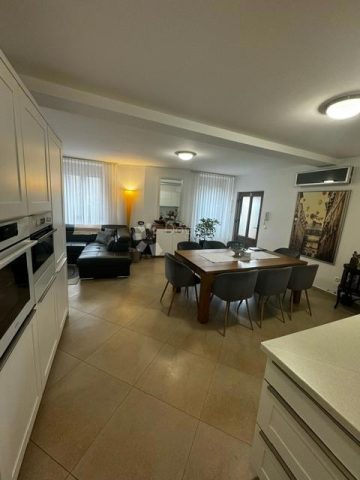 Mieszkanie na sprzedaż 118 m² – Crikvenica