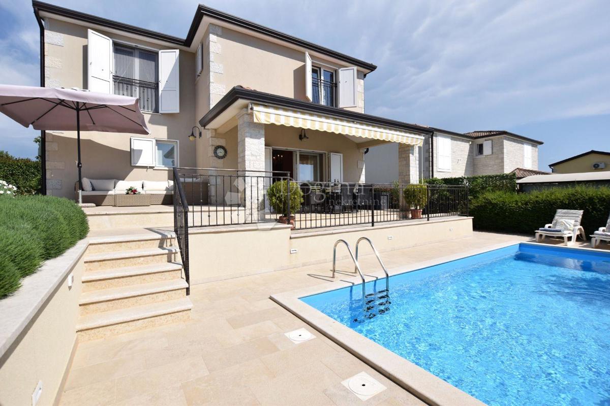 House For sale - Istarska Poreč - foto 1/13