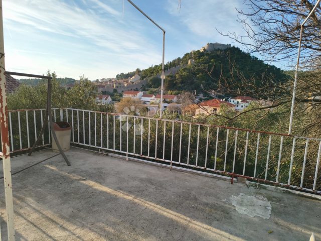 Appartement à vendre 80 m² – Hvar