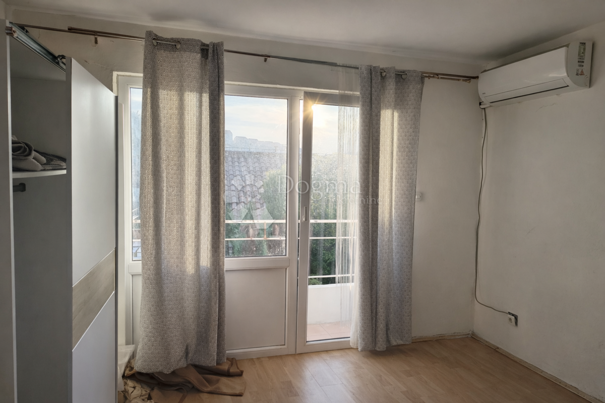 Flat For sale - SPLITSKO-DALMATINSKA HVAR