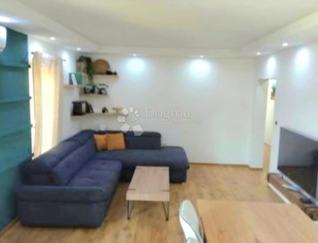 Apartmán Na prodej - Splitsko-dalmatinska Dugi Rat - foto 3/14