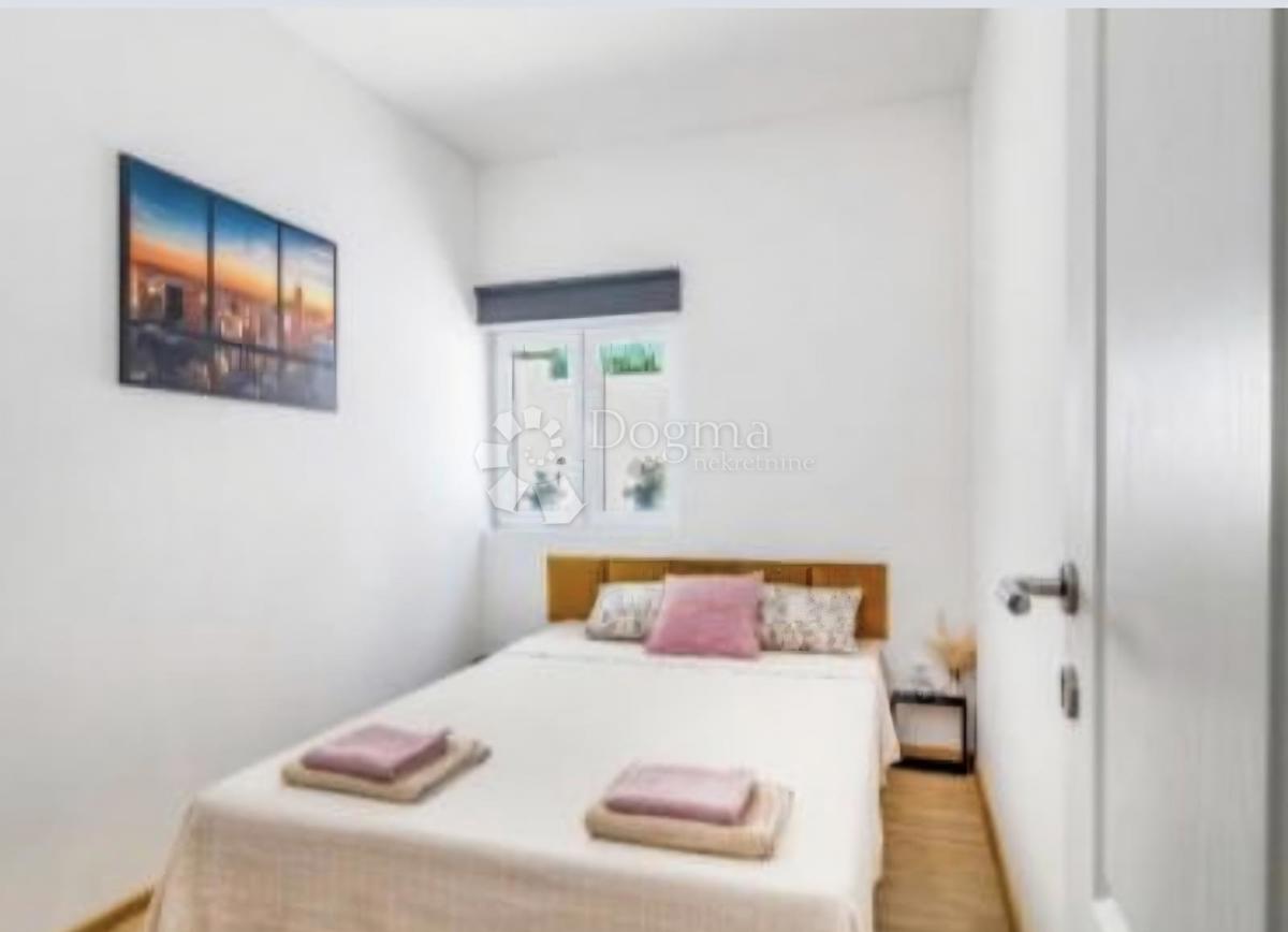 Appartement À vendre - SPLITSKO-DALMATINSKA DUGI RAT