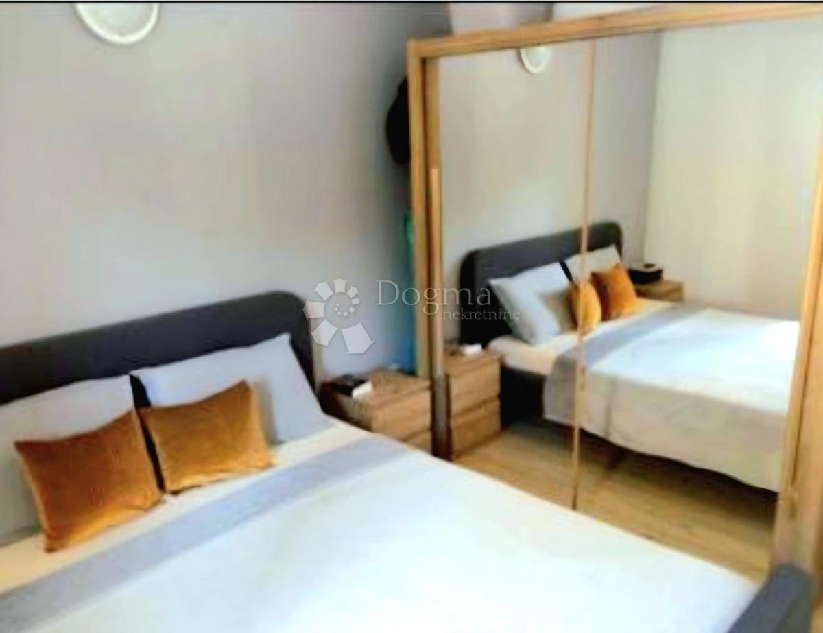 Appartement À vendre - SPLITSKO-DALMATINSKA DUGI RAT