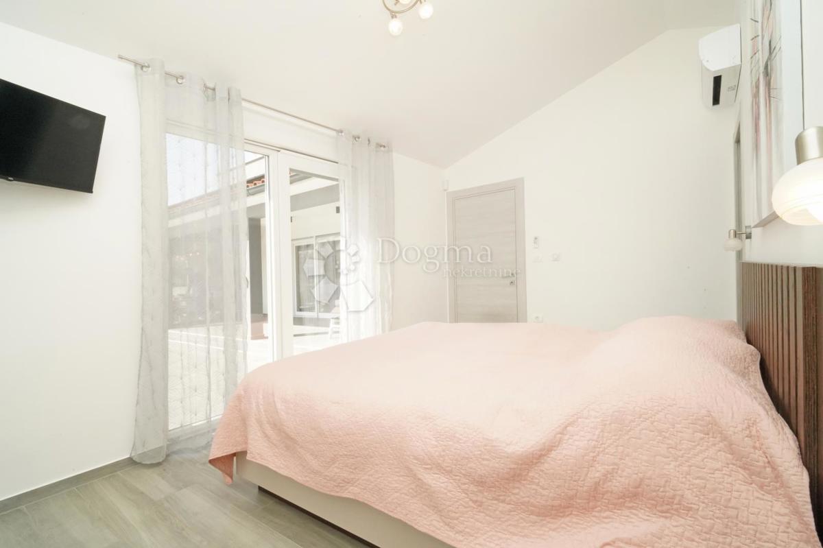 Haus Zu verkaufen - ISTARSKA SVETVINČENAT