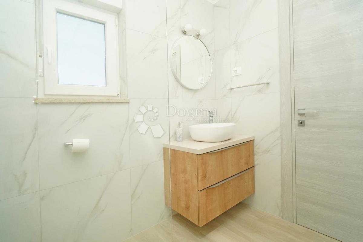 Haus Zu verkaufen - ISTARSKA SVETVINČENAT