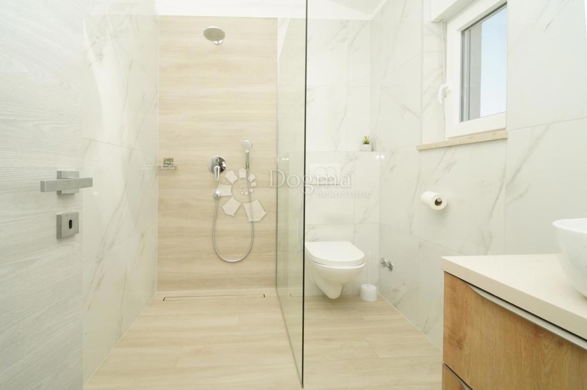 Haus Zu verkaufen - ISTARSKA SVETVINČENAT