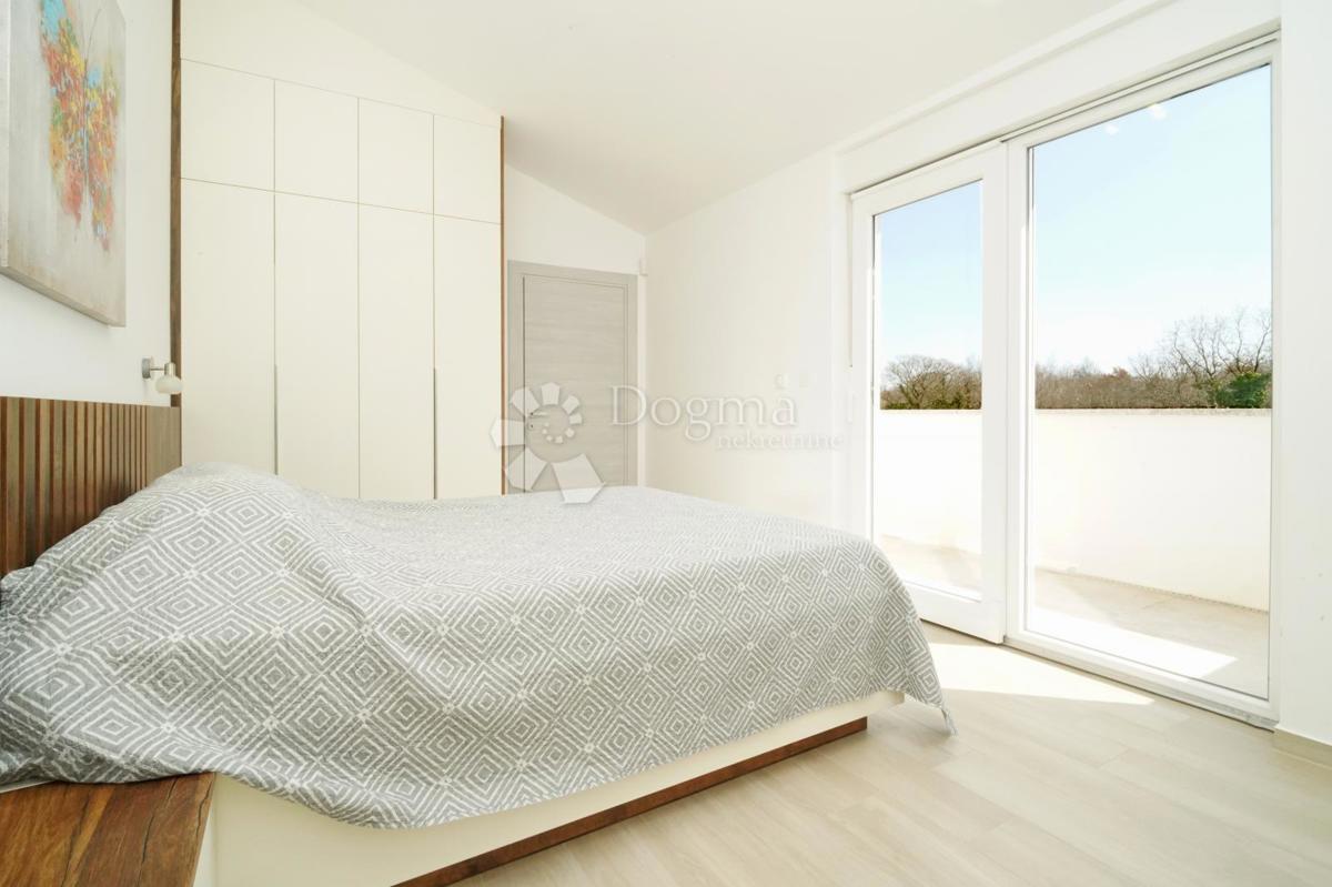 Haus Zu verkaufen - ISTARSKA SVETVINČENAT