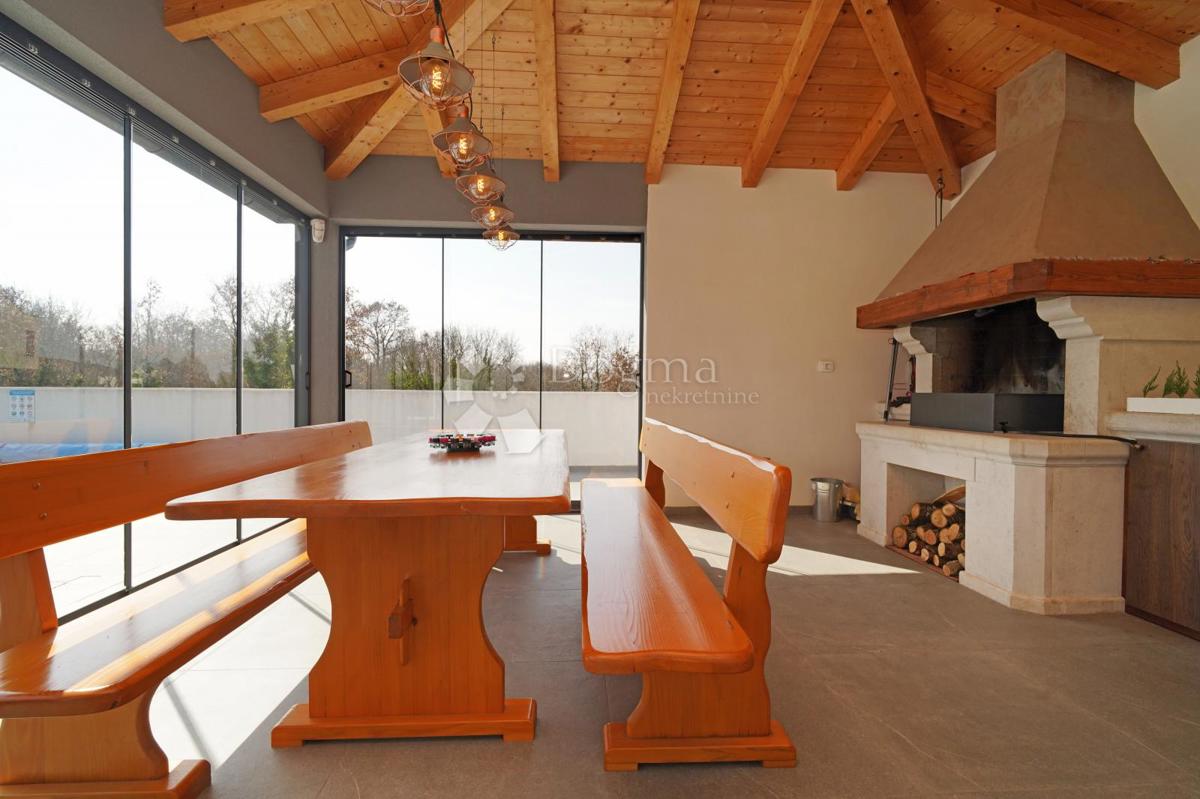 Haus Zu verkaufen - ISTARSKA SVETVINČENAT