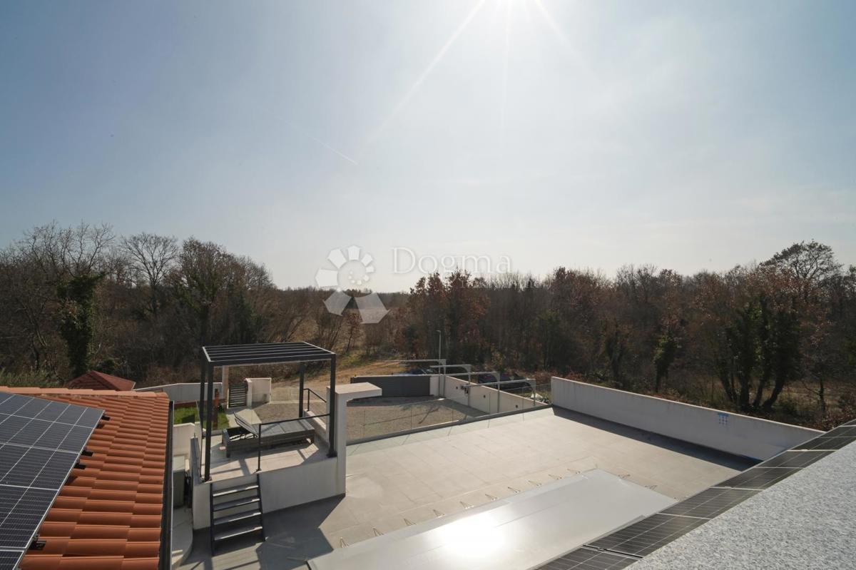 Haus Zu verkaufen - ISTARSKA SVETVINČENAT