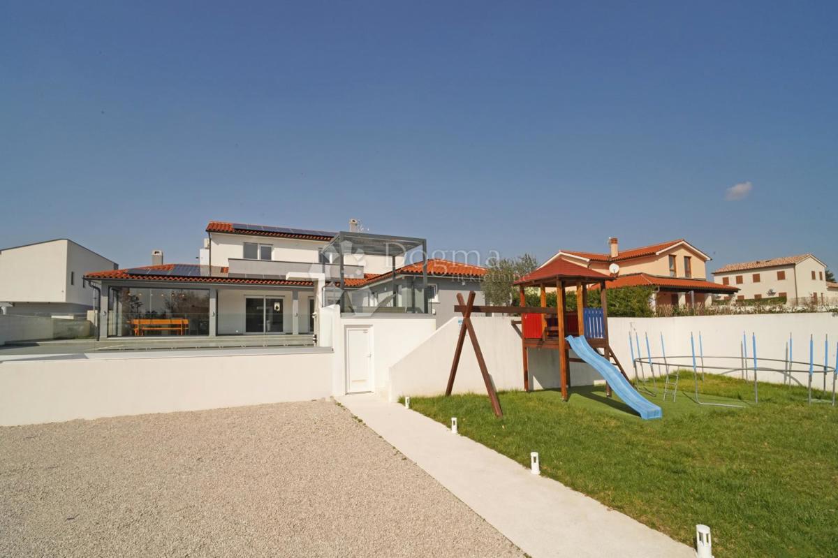 Haus Zu verkaufen - ISTARSKA SVETVINČENAT
