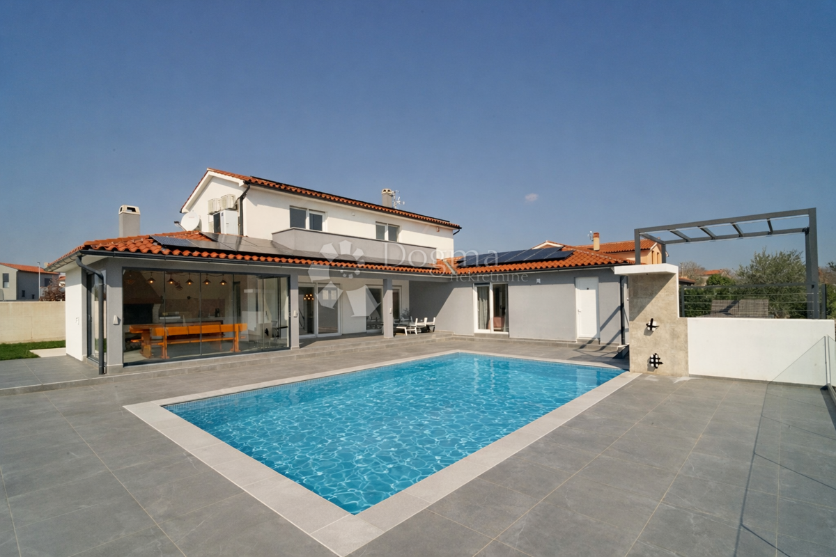 Haus Zu verkaufen - ISTARSKA SVETVINČENAT