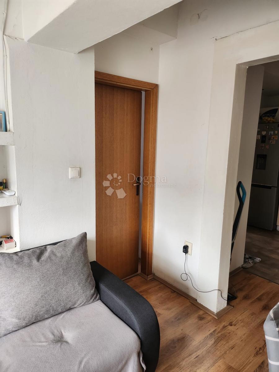 Apartment Zu verkaufen - SPLITSKO-DALMATINSKA SPLIT