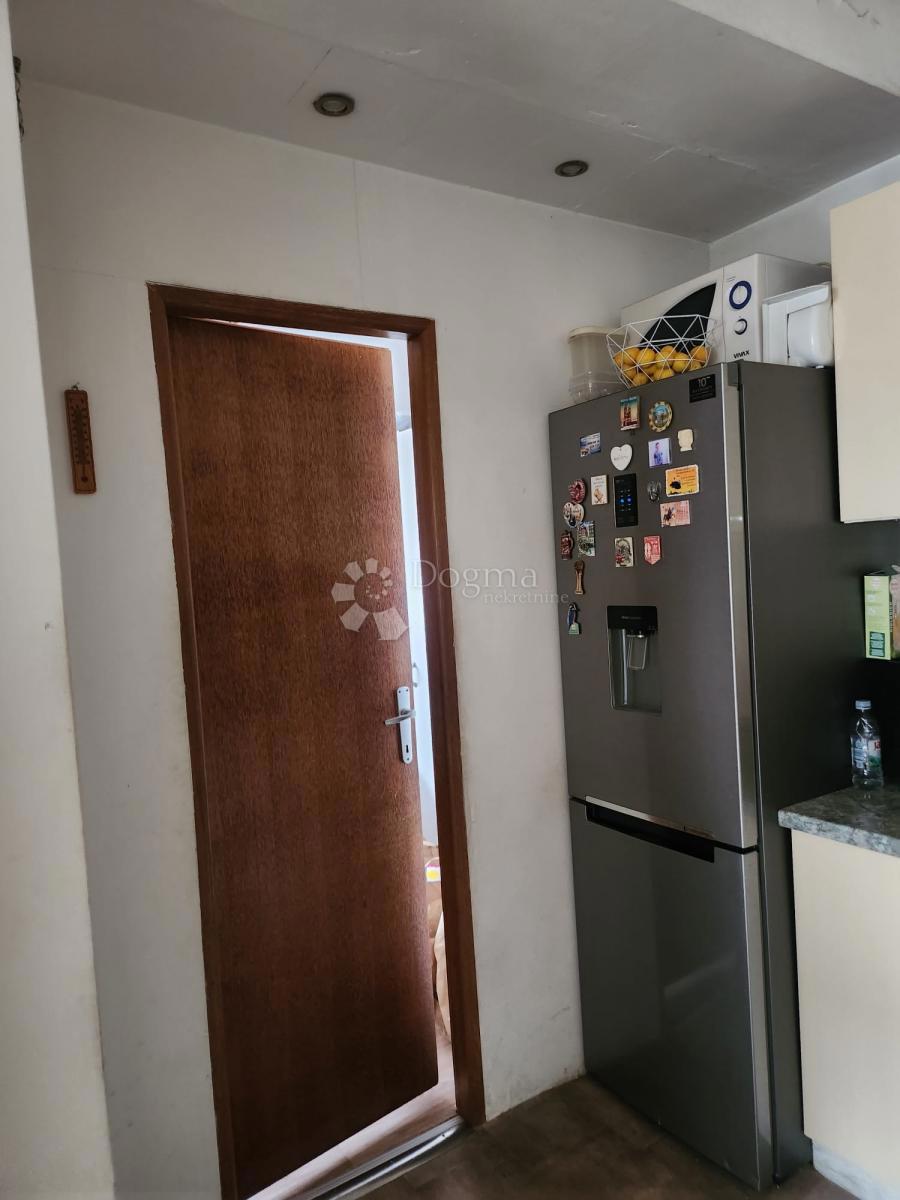 Apartment Zu verkaufen - SPLITSKO-DALMATINSKA SPLIT