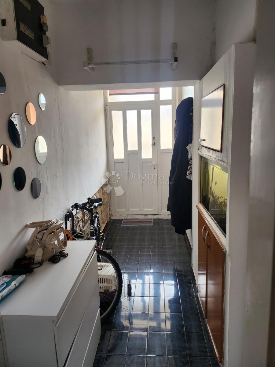 Apartment Zu verkaufen - SPLITSKO-DALMATINSKA SPLIT
