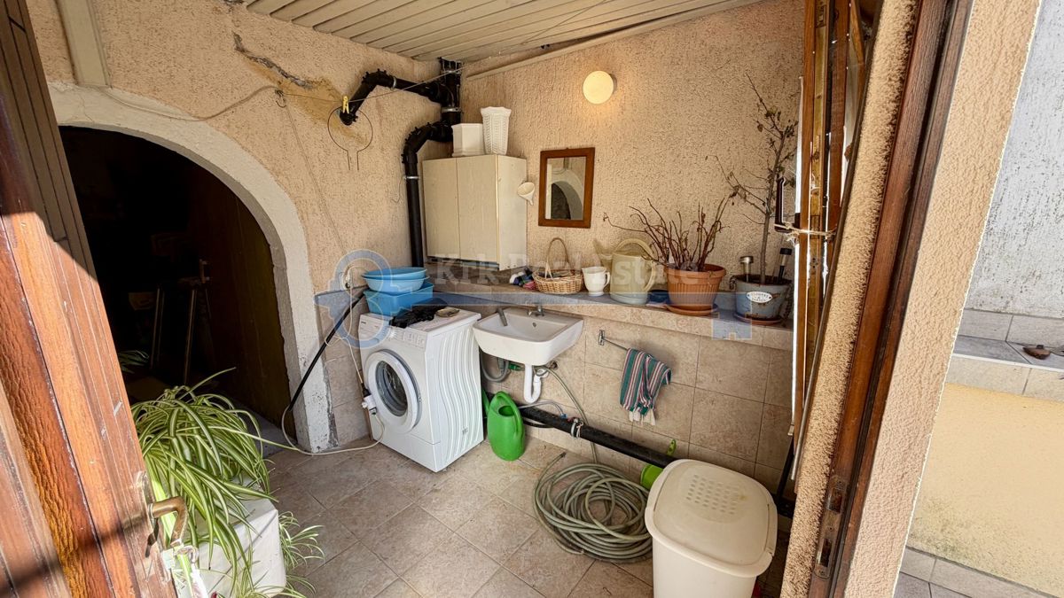 Casa In vendita - PRIMORSKO-GORANSKA KRK
