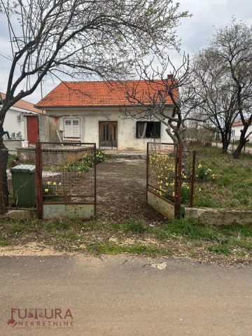 Maison à vendre 83 m² – Sveti Filip I Jakov