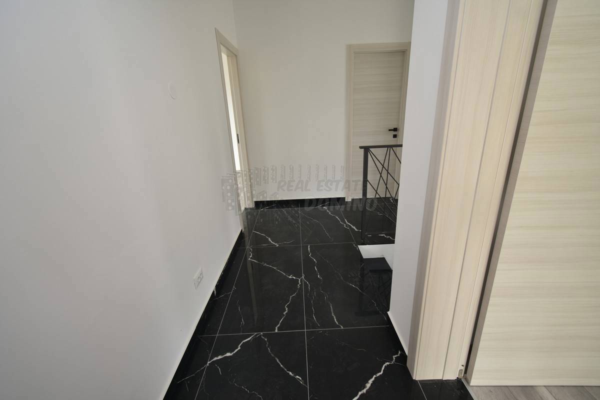 Casa In vendita - PRIMORSKO-GORANSKA KRK